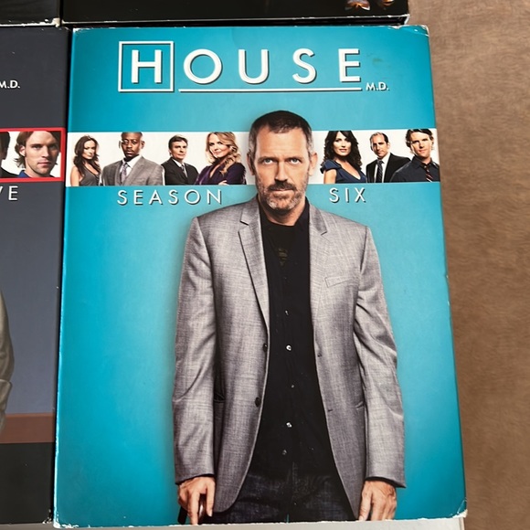 Season one through seven of house on dvd - Picture 7 of 8